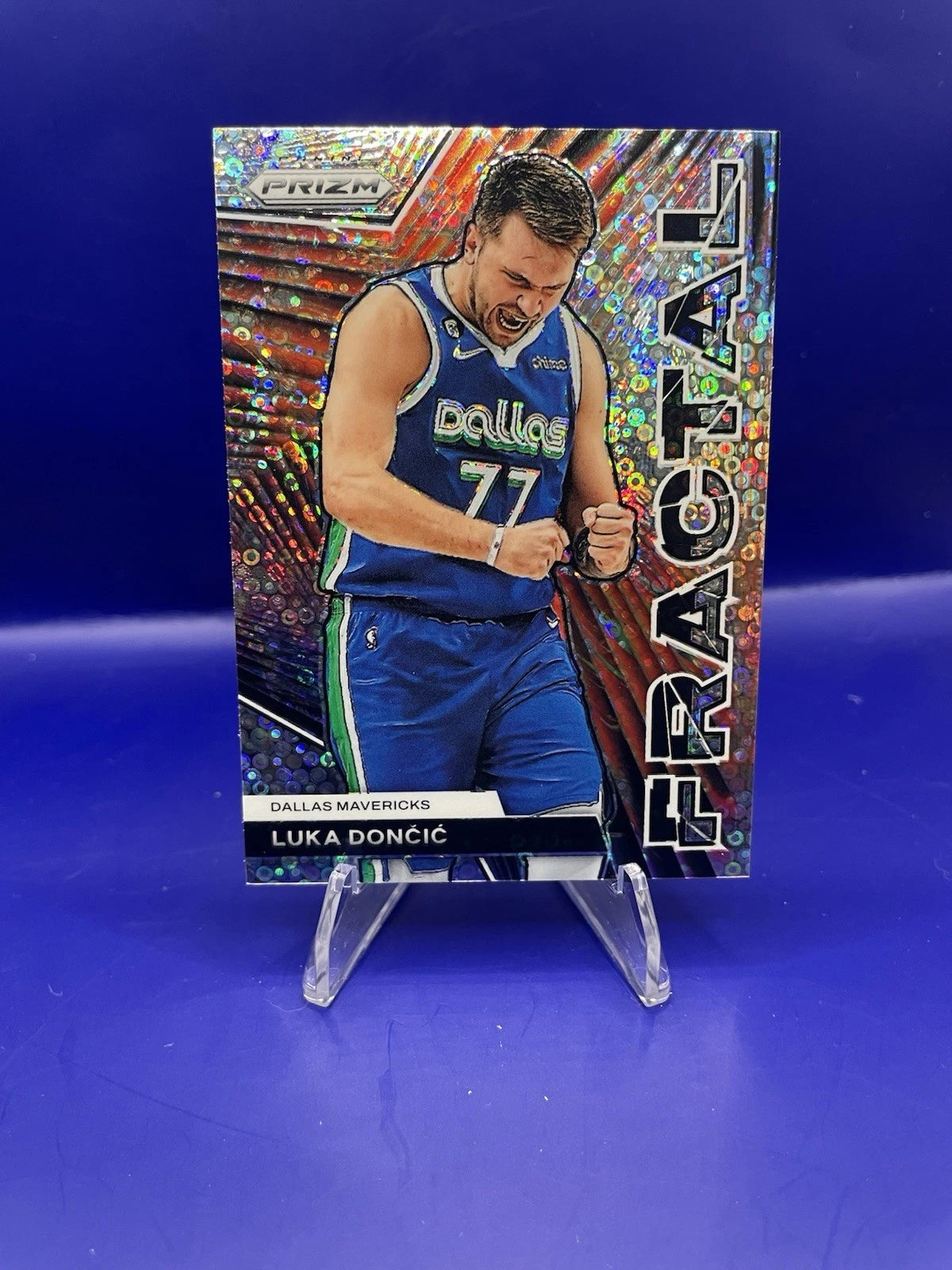 Luka Doncic 2023 Panini Prizm Fractal #2